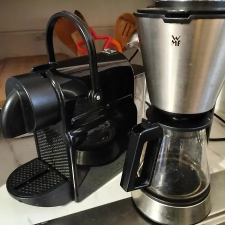 Deux Pieces Lumineux Et Confortable * Cannes