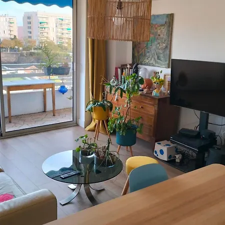 Le Vallombrosa - Deux Pieces Lumineux Et Confortable Apartment *